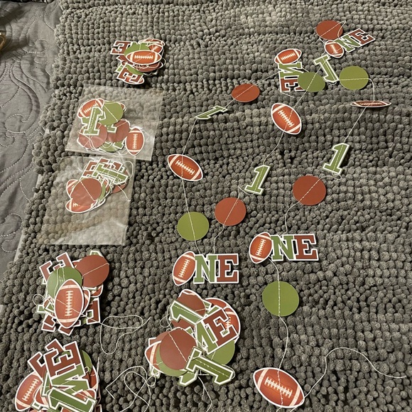 1st Birthday decorations - Picture 4 of 4